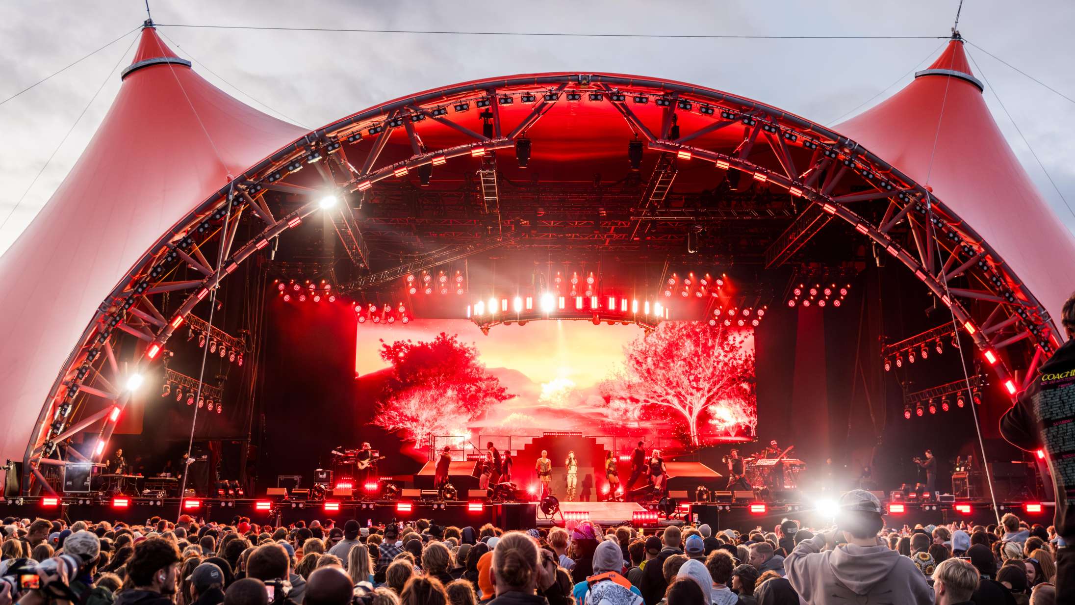Oversigt: Her er alle Soundvenues anmeldelser fra Roskilde Festival 2026
