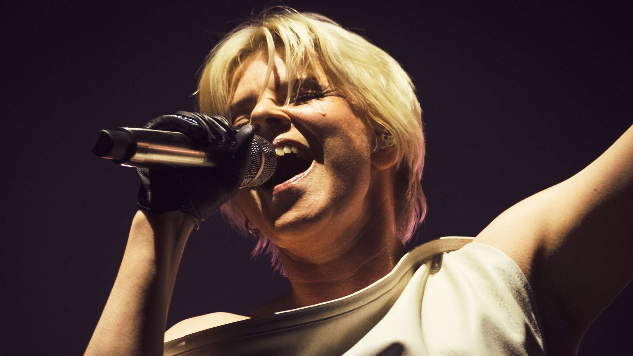 Royal Arena: Robyn mindede os om, hvor menneskelig popmusik faktisk er i stand til at være