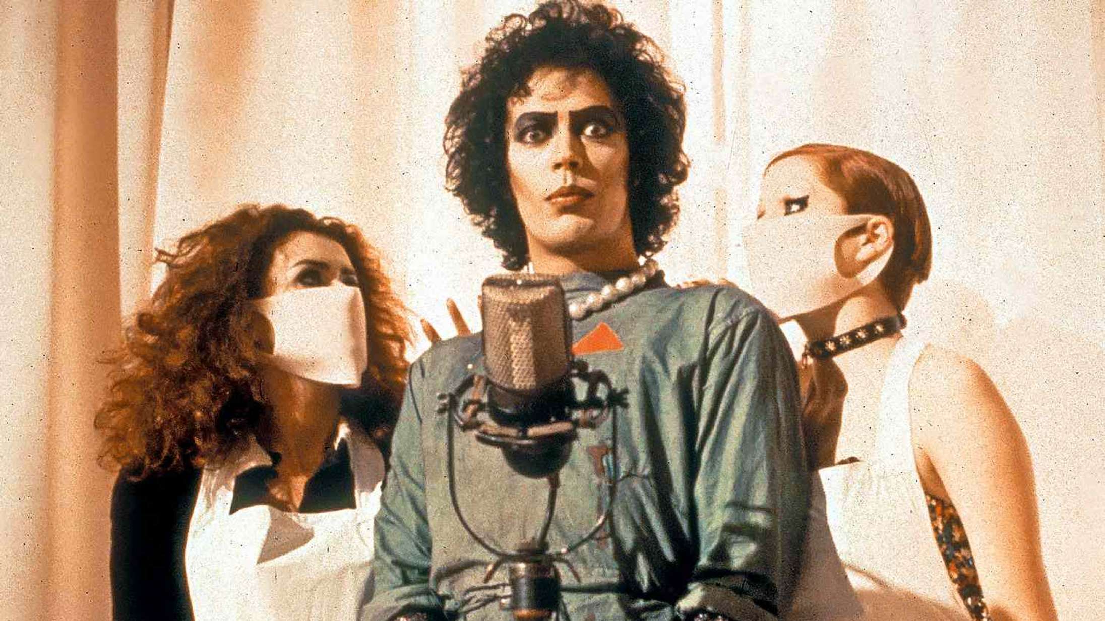 Kultstjernen Tim Curry er død