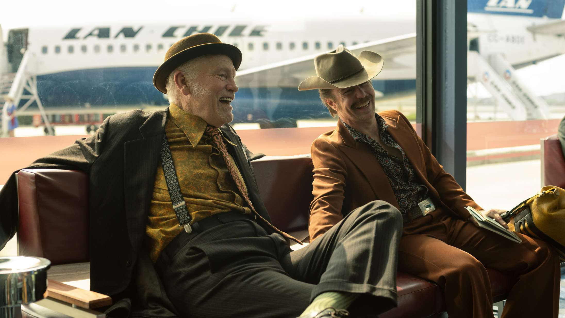 ‘Wild Horse Nine’: Jeg kunne lytte til John Malkovich tale om bøssede oste for evigt