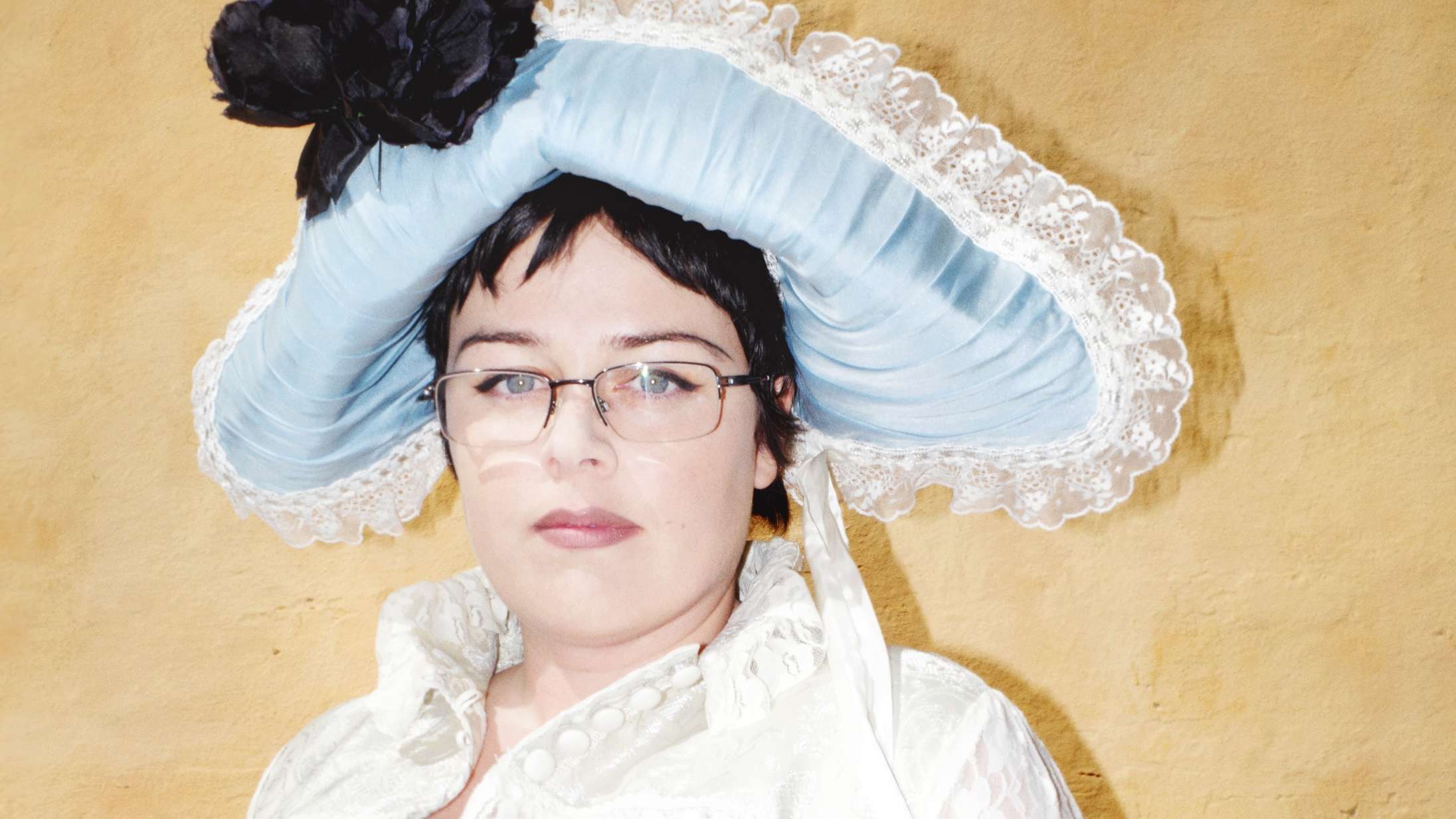 Jadas ‘Dreaming of You, Dreaming of Me’ giver dig lov til at forelske dig – selvom du allerede har en kæreste