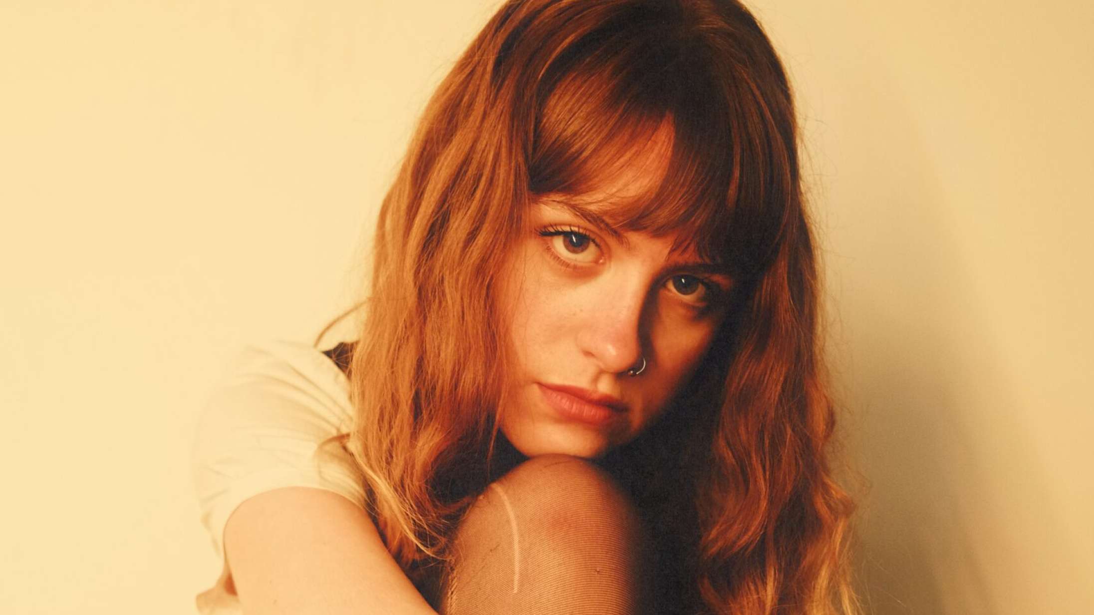 Chloe Slater skriver indierock til en generation, der ser verdens undergang gennem en skærm