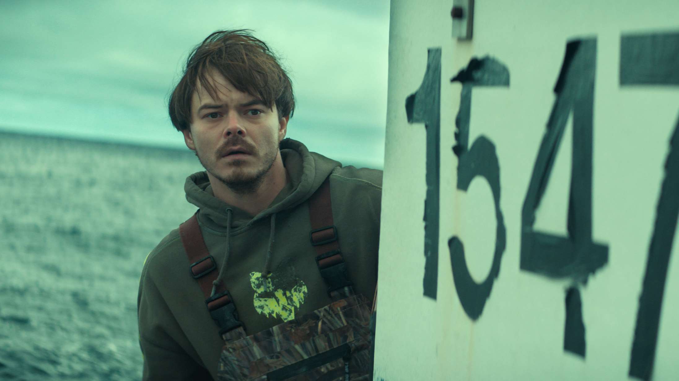 ‘Below’: ’Stranger Things’-stjerne stjæler billedet i Netflix’ spændende havmonsterthriller